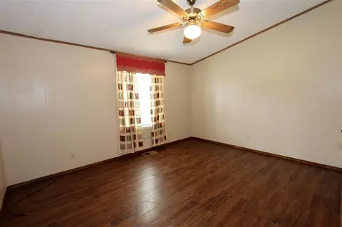 367 Mesquite St, Bertram, TX 78605 photo 7