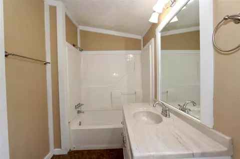 367 Mesquite St, Bertram, TX 78605 photo 16