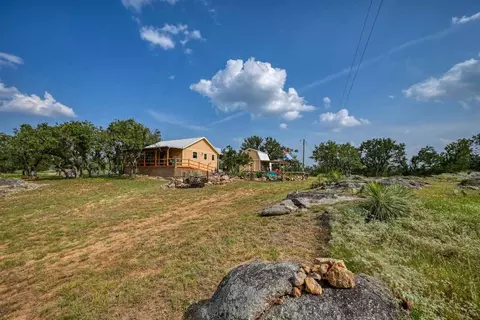 319 Thurman Loop, Llano, TX 78643 photo 9