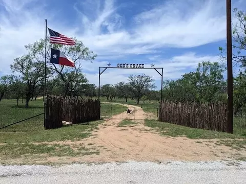 319 Thurman Loop, Llano, TX 78643 photo 1