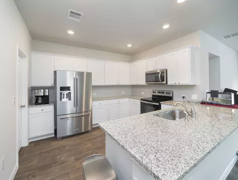 425 Dove Trl, Bertram, TX 78605 photo 9