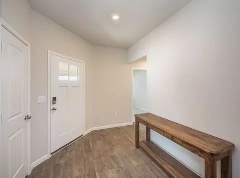 425 Dove Trl, Bertram, TX 78605 photo 4