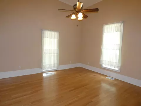 200 E Johnson St, Burnet, TX 78611 photo 5