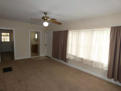 200 E Johnson St, Burnet, TX 78611 photo 9