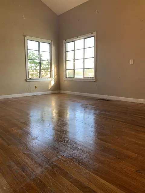 408 E Graves St, Burnet, TX 78611 photo 11
