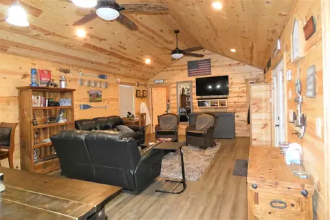 103 E Indian Bnd, Llano, TX 78643 photo 6