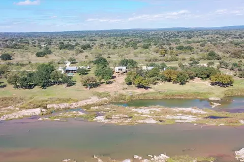 103 E Indian Bnd, Llano, TX 78643 photo 25