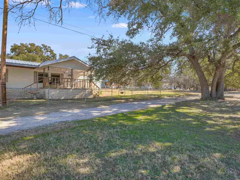 116 Shell Ln, Burnet, TX 78611 photo 3