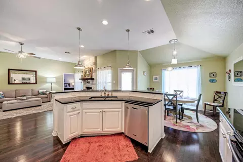 101 Gregory Cv, Burnet, TX 78611 photo 8