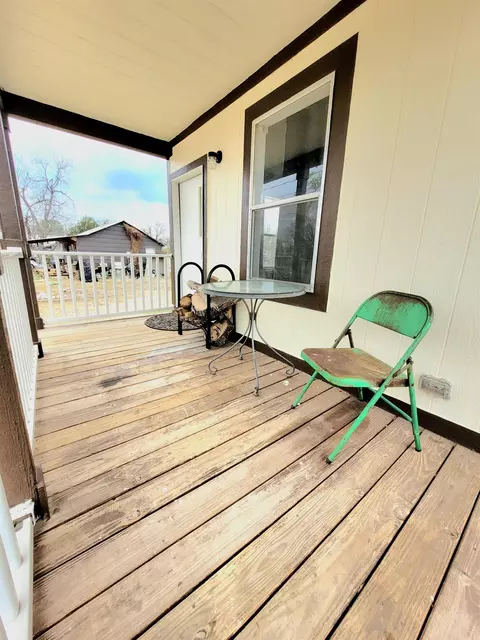 207 E Houston St, Llano, TX 78643 photo 1