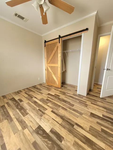 207 E Houston St, Llano, TX 78643 photo 16