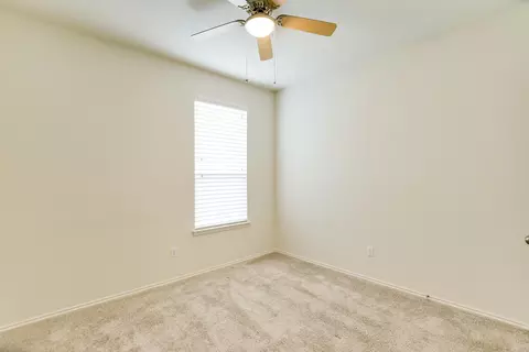 147 Palm Dr, Buda, TX 78610 photo 11