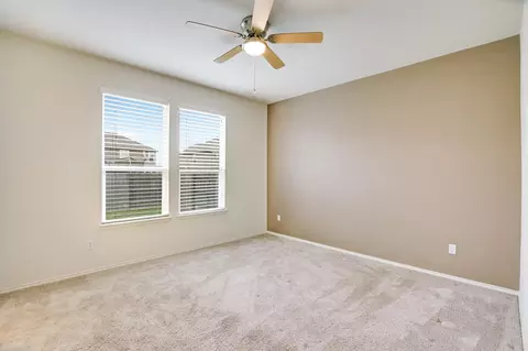 147 Palm Dr, Buda, TX 78610 photo 8