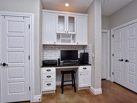 429 Dove Trl, Bertram, TX 78605 photo 11