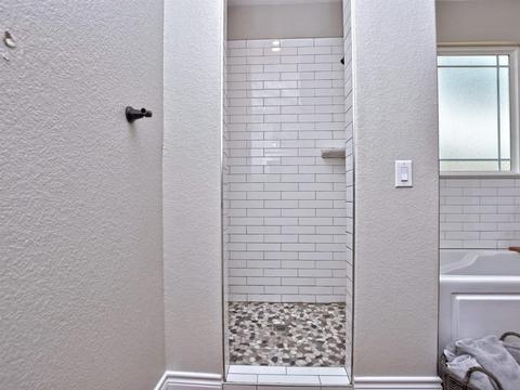 429 Dove Trl, Bertram, TX 78605 photo 17