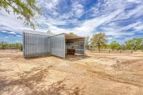 205 Thurman Loop, Llano, TX 78643 photo 20