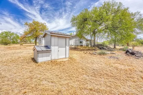 205 Thurman Loop, Llano, TX 78643 photo 22