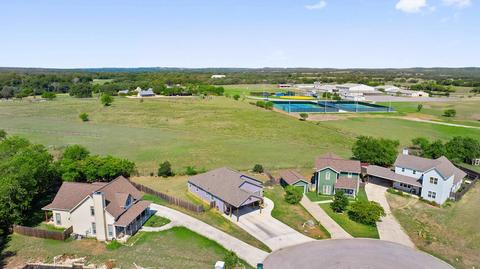 307 Sage Cir, Blanco, TX 78606 photo 2