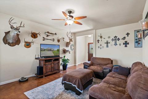 307 Sage Cir, Blanco, TX 78606 photo 5