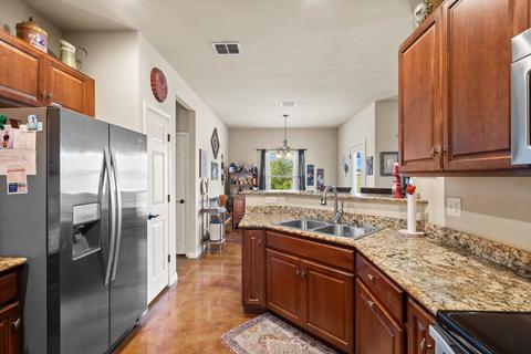 307 Sage Cir, Blanco, TX 78606 photo 7