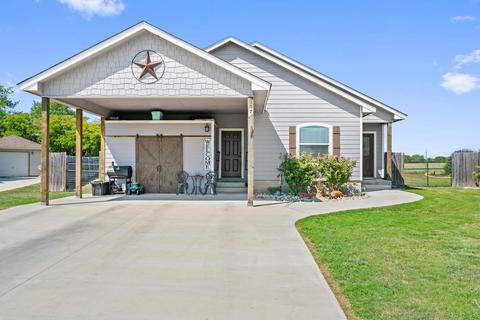 307 Sage Cir, Blanco, TX 78606 photo 1