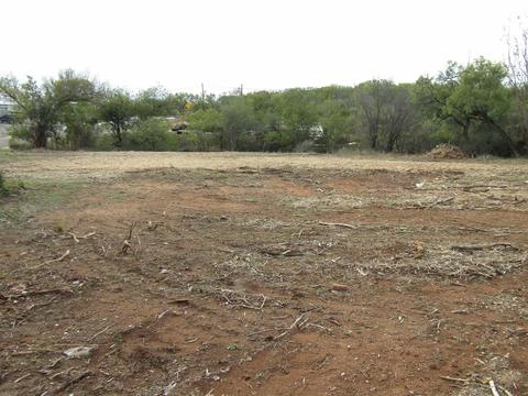 201 E Taylor St, Llano, TX 78643 photo 10
