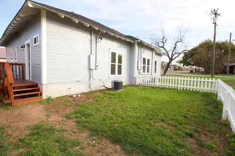 115 W Elm St, Bertram, TX 78605 photo 27