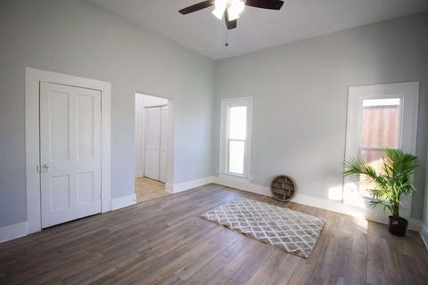 115 W Elm St, Bertram, TX 78605 photo 11