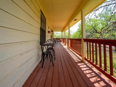 121 E Maple Dr, Granite Shoals, TX 78654 photo 3