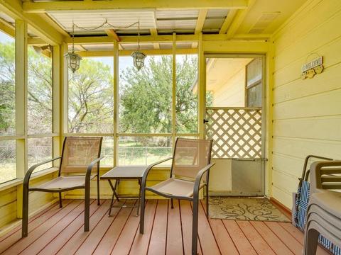 121 E Maple Dr, Granite Shoals, TX 78654 photo 6