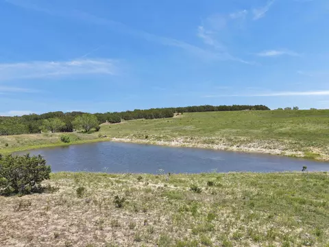 207 5th Street, Burnet, TX 78611