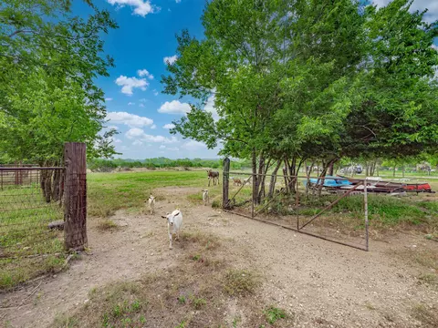 Undisclosed, Bertram, TX 78605 photo 11