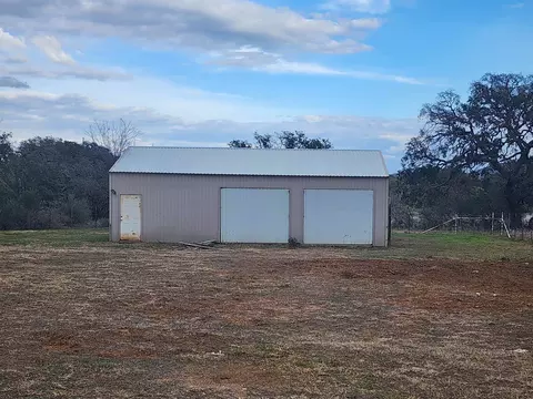 1500 Cedar, Llano, TX 78643 photo 4