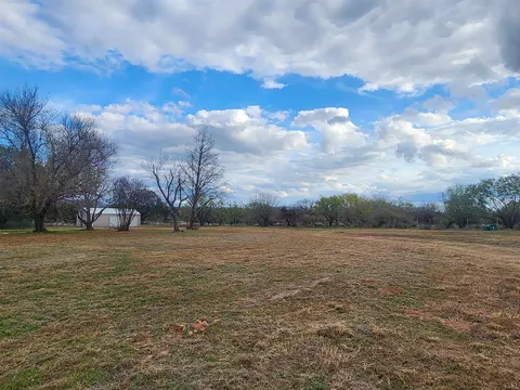 1500 Cedar, Llano, TX 78643 photo 1