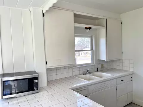 110 E Lampasas, Llano, TX 78643 photo 11