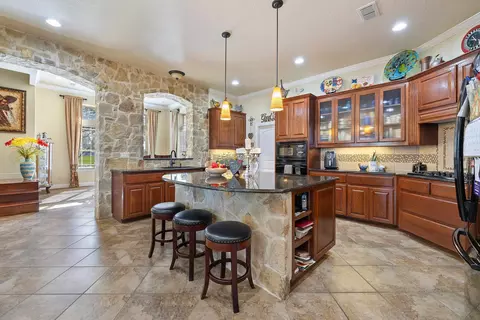 1025 Ranch Road 32, Blanco, TX 78606 photo 5