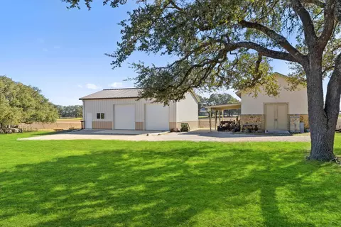 1025 Ranch Road 32, Blanco, TX 78606 photo 23
