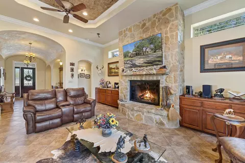 1025 Ranch Road 32, Blanco, TX 78606 photo 9