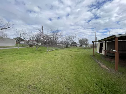 1201 Apache Dr, Burnet, TX 78611 photo 3