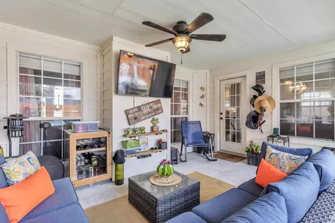 Exterior - 121 Ted Ct, Kyle, TX 78640 photo 4 of 12