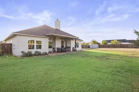 Exterior - 105 Pradera Cv, Bertram, TX 78605 photo 7 of 11