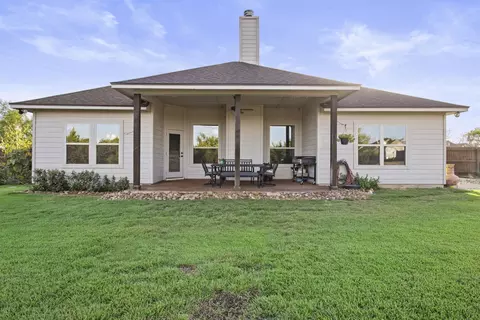 Exterior - 105 Pradera Cv, Bertram, TX 78605 photo 6 of 11