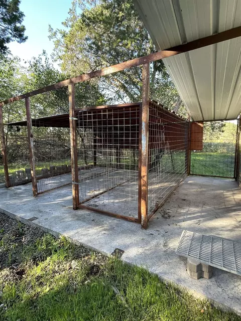 10700 Cr 272 Rd, Bertram, TX 78605 photo 6