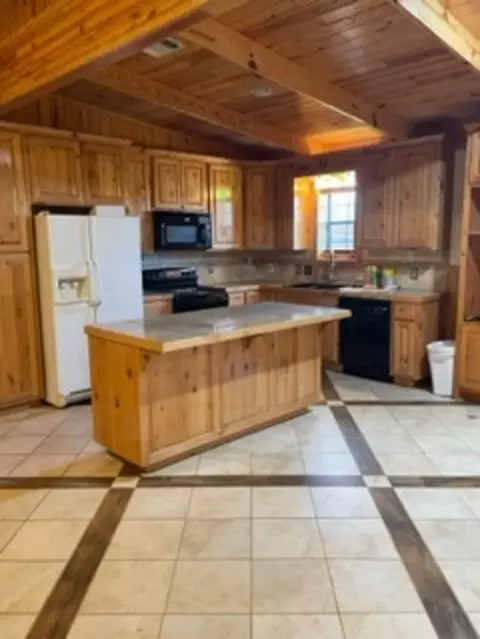 10700 Cr 272 Rd, Bertram, TX 78605 photo 8