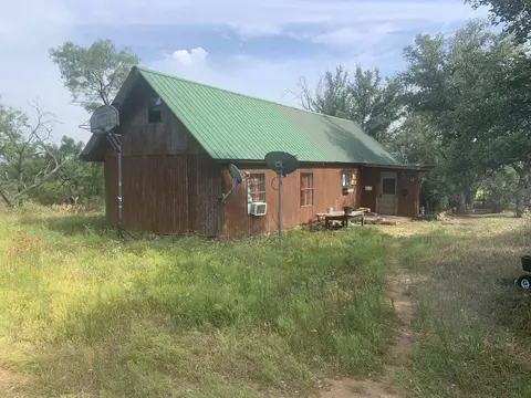 312 Schneider Loop, Llano, TX 78643 photo 1