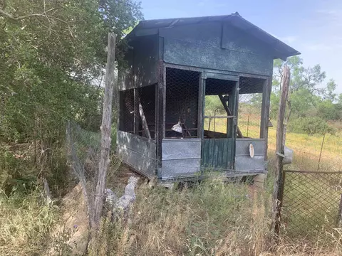 312 Schneider Loop, Llano, TX 78643 photo 6