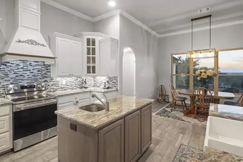 Kitchen - 203 Dawna Len, Burnet, TX 78611 photo 3 of 3