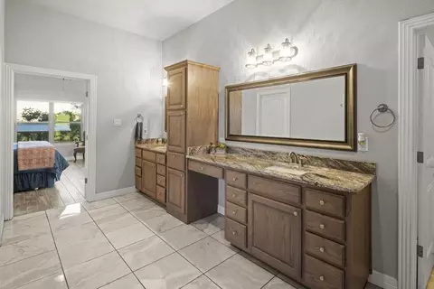 Bath - 203 Dawna Len, Burnet, TX 78611 photo 1 of 5