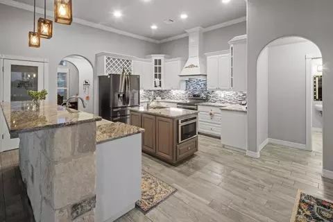 Kitchen - 203 Dawna Len, Burnet, TX 78611 photo 1 of 3