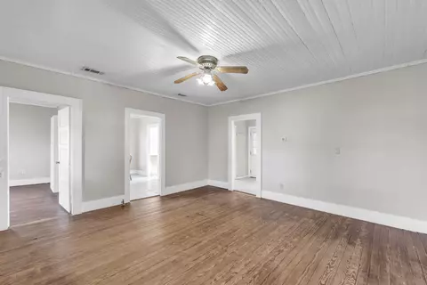 415 Bedell St, Bertram, TX 78605 photo 4